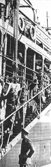 Transport włoskich oddziałów inwazyjnych przez Adriatyk do Albanii z włoskiego portu Bari do albańskich portów VLOR i DURRES (w pobliżu Tirany).